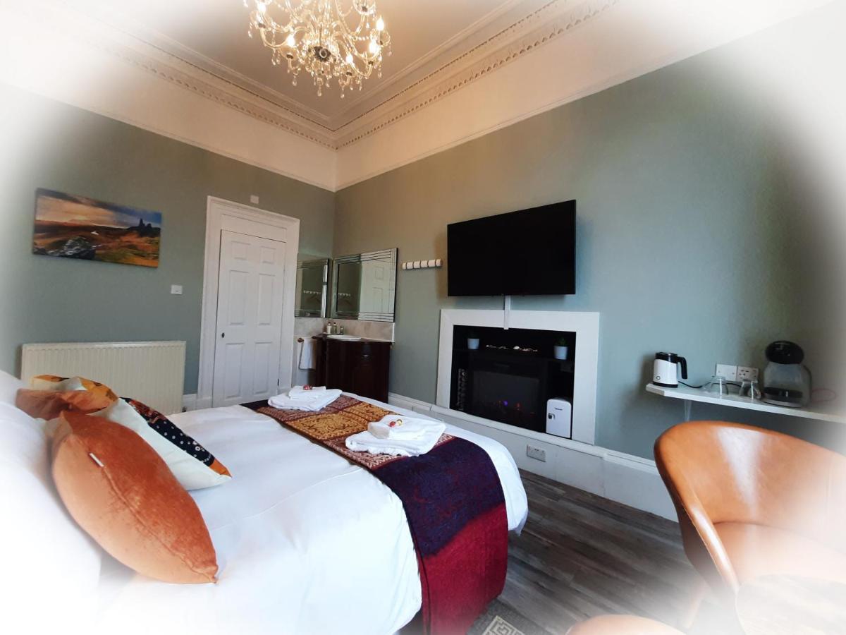 Highlander House Boutique Hotel Rothesay Exterior photo
